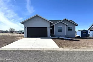 142 Sandtrap Dr, Eagar, AZ 85925 - Photo 1