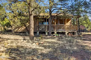 3471 Evergreen Dr, Overgaard, AZ 85933 - Photo 2