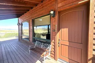 822 E 1st Ln, Eagar, AZ 85925 - Photo 2