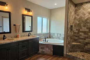 1380 S Lakeside Trl, Show Low, AZ 85901 - Photo 24