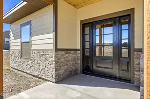 876 Marion Dr, Eagar, AZ 85925 - Photo 2