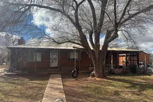 517 W Center St, Taylor, AZ 85939 - Photo 1