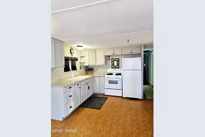 1664 Ponderosa Lane, Unit 29 #29, Lakeside, AZ 85929 - Photo 2