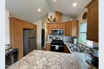 3851 Vacation Village Drive, Show Low, AZ 85901 - Photo 6