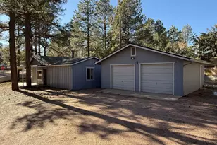 2058 Pinehaven Ln, Overgaard, AZ 85933 - Photo 1