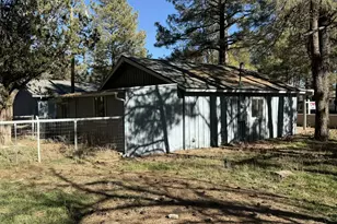 2058 Pinehaven Ln, Overgaard, AZ 85933 - Photo 26