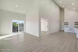 8335 Rainbow Dr, Show Low, AZ 85901 - Photo 2