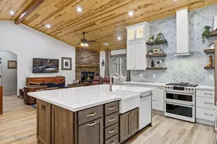 2583 Greens Peak Ln, Pinetop, AZ 85935 - Photo 14