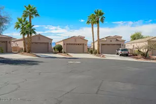 1141 Legends Dr, Bullhead City, AZ 86429 - Photo 2