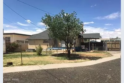 315 W Hopi Drive, Holbrook, AZ 86025 - Photo 2