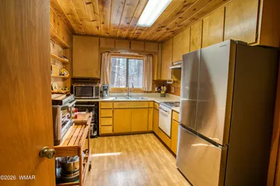 2827 Sunflower Drive, Pinetop, AZ 85935 - Photo 8