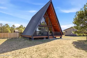 2281 Meadow Ln, Overgaard, AZ 85933 - Photo 1