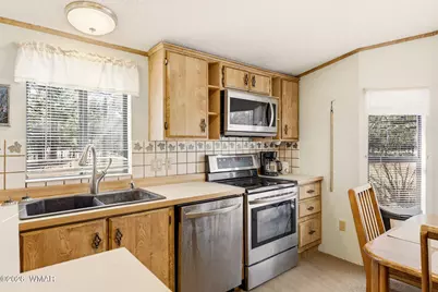 2877 Lazy Bear Trail, Overgaard, AZ 85933 - Photo 12