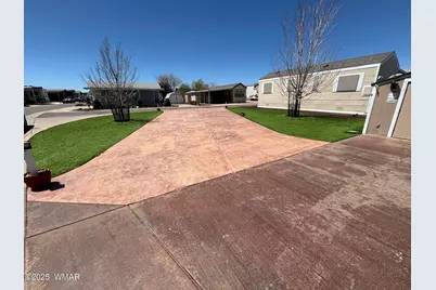 1850 Par Circle, Unit 235 #235, Show Low, AZ 85901 - Photo 2