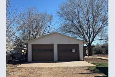 340 W 7th St S, Saint Johns, AZ 85936 - Photo 2