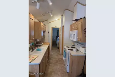 2800 S White Mountain Road, Unit 106 #106, Show Low, AZ 85901 - Photo 4