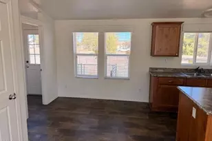 2122 Meadow Ln, Overgaard, AZ 85933 - Photo 12