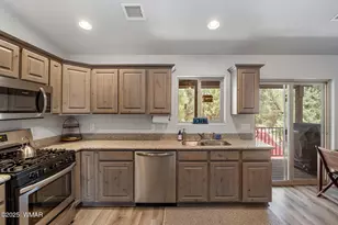 1061 E Tyson Pl, Show Low, AZ 85901 - Photo 12