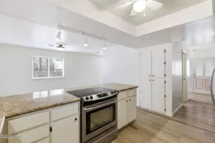 1621 N 39th Dr, Show Low, AZ 85901 - Photo 14