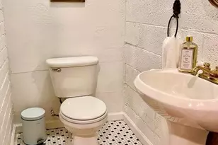 311 W Hopi Dr, Holbrook, AZ 86025 - Photo 6