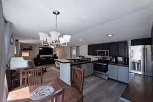 2019 Broken Arrow Rd, Overgaard, AZ 85928 - Photo 4