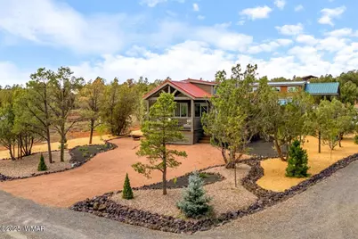 2746 Columbia Lane, Unit 5 #5, Overgaard, AZ 85933 - Photo 2