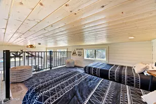 2746 Columbia Ln, Overgaard, AZ 85933 - Photo 14