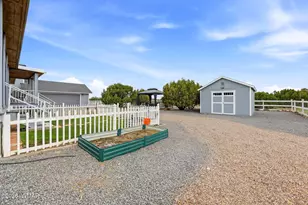8406 Lake View Dr, Show Low, AZ 85901 - Photo 22