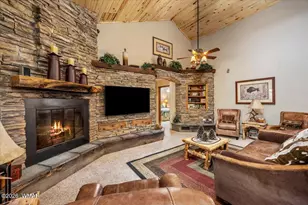 2952 Country View Ln, Overgaard, AZ 85933 - Photo 14