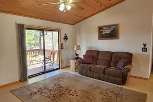 2214 Sitgreaves Dr, Overgaard, AZ 85933 - Photo 18