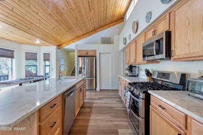 8543 Country Club Drive, Pinetop, AZ 85935 - Photo 12