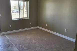 290 S 1st, Saint Johns, AZ 85936 - Photo 4