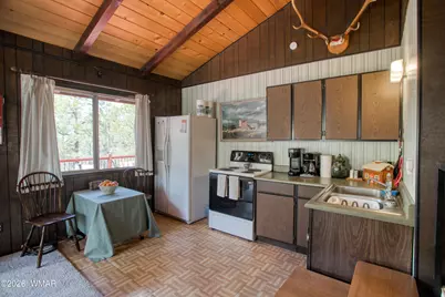 2448 Chiricahua Drive, Show Low, AZ 85901 - Photo 8