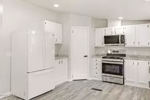 2101 W Park Valley Rd, Show Low, AZ 85901 - Photo 12