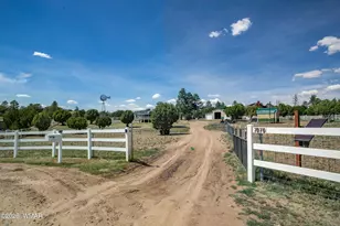 7070 White Gate Way, Show Low, AZ 85901 - Photo 2