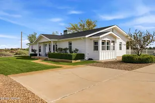 1491 Hunsaker Rd, Holbrook, AZ 86025 - Photo 4