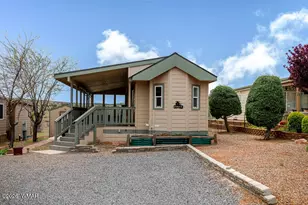 2217 Rodeo Rd, Overgaard, AZ 85933 - Photo 4