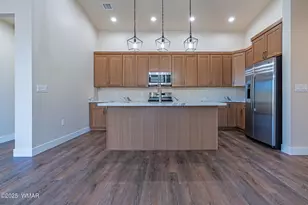840 E Blue Jay, Show Low, AZ 85901 - Photo 2