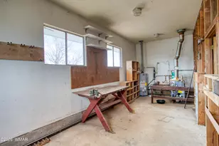 323 N Zuni St, Springerville, AZ 85938 - Photo 18