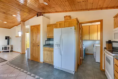 618 Vernon County Road, Vernon, AZ 85940 - Photo 10