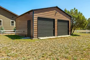 2757 Sunflower Dr, Overgaard, AZ 85933 - Photo 30