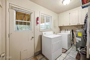3072 Chevelon Rd, Overgaard, AZ 85933 - Photo 20