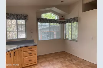700 S 30th Drive, Show Low, AZ 85901 - Photo 6