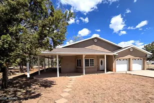 623 E Maricopa Dr, Springerville, AZ 85938 - Photo 2