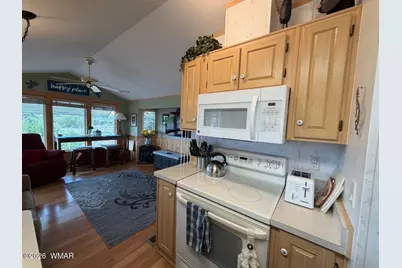 8235 Rainbow Loop, Show Low, AZ 85901 - Photo 12