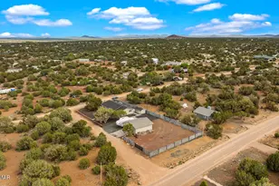 1852 Taylor St, Show Low, AZ 85901 - Photo 46