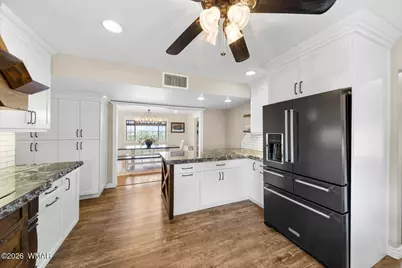 1852 Taylor Street, Show Low, AZ 85901 - Photo 8