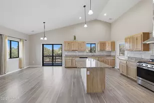 2280 E Rockgarden Ln, Show Low, AZ 85901 - Photo 6