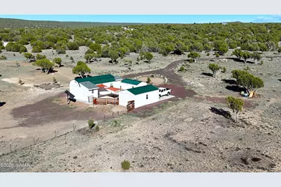 61 N8190, Vernon, AZ 85940 - Photo 2