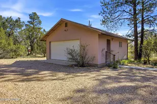 1924 Little Doe Trail, Overgaard, AZ 85933 - Photo 26